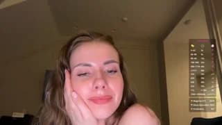 -VikkiL0vesCheese- - bongacams