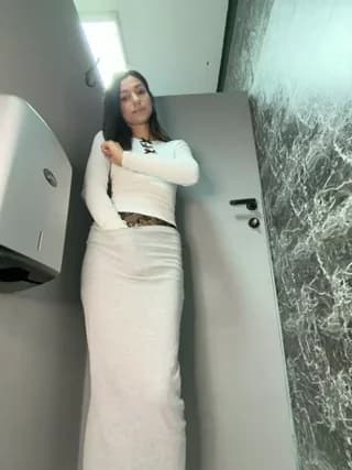 -_MiaQueen_- - stripchat