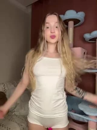 -teenytiny- - stripchat