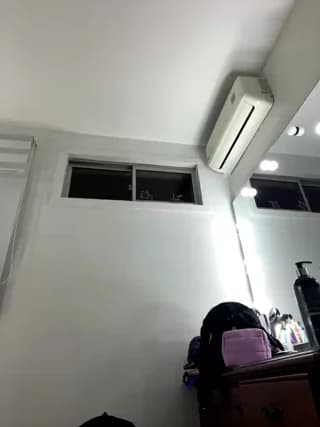 APRILHILL - bongacams