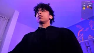 AkazaBoy_ - stripchat