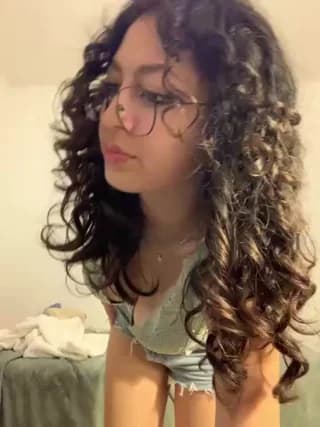 Alicatcua_ - stripchat