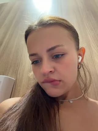 AngelinaTeller - stripchat