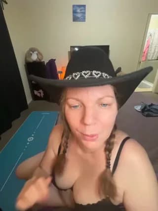 AussieKittyPurr - stripchat