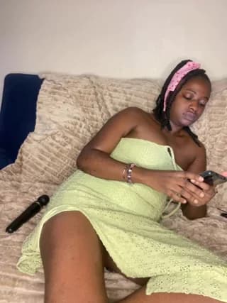 Boneca25 - stripchat