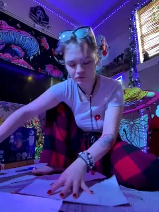 Cutiepiespanks - stripchat