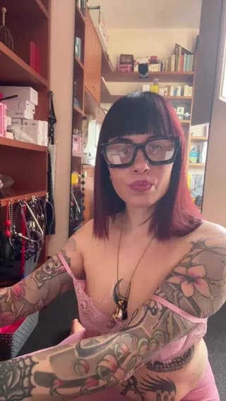 Dancing_w_Vale - cam4