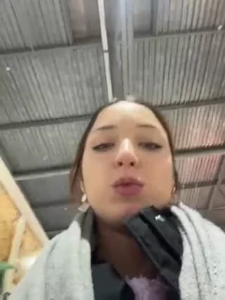 DollyTall - stripchat