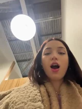 DollyTall - stripchat
