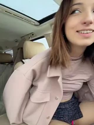 DollyTall - stripchat