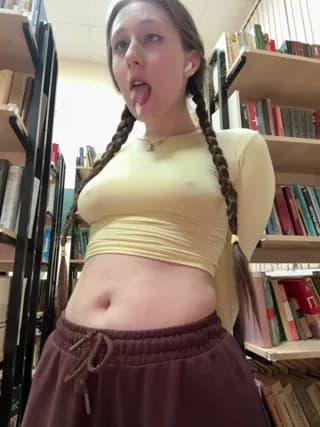 FroggyAnna - stripchat
