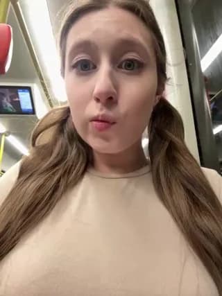 FroggyAnna - stripchat