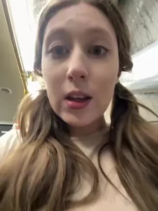 FroggyAnna - stripchat