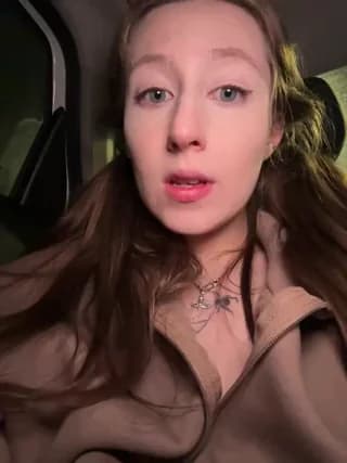 FroggyAnna - stripchat
