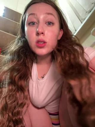 FroggyAnna - stripchat