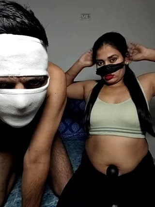 Heena-143 - stripchat