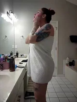 HollyTattoo - stripchat