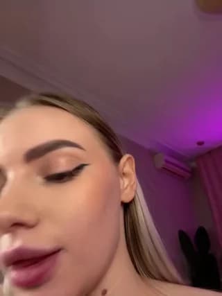 HugeBoobsAlice - stripchat