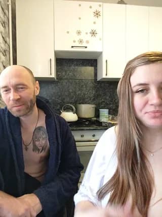 Innokentiy449 - bongacams