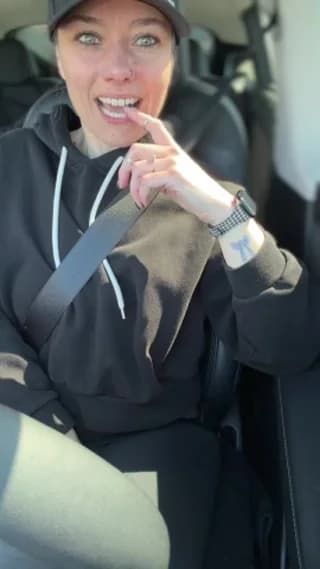 LadyLena1 - stripchat