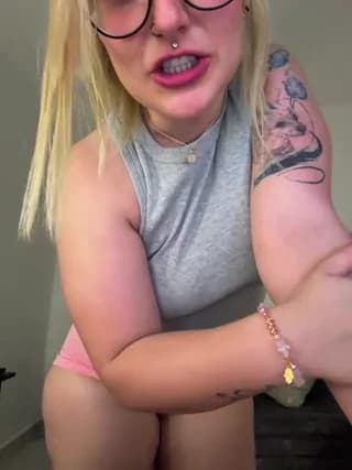 Megan_lu2 - stripchat