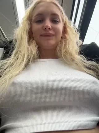 Milkyy_wway - stripchat