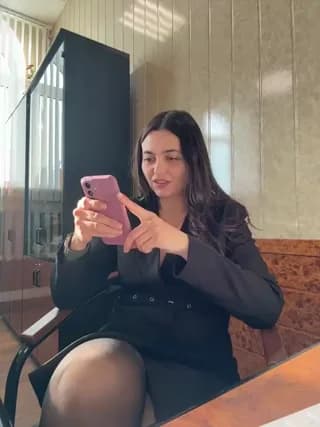 NikkySecrets - bongacams