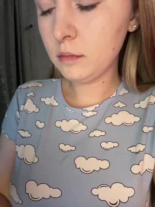 Peach--Alice - bongacams