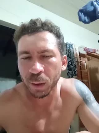 RobertoLuiz84 - stripchat
