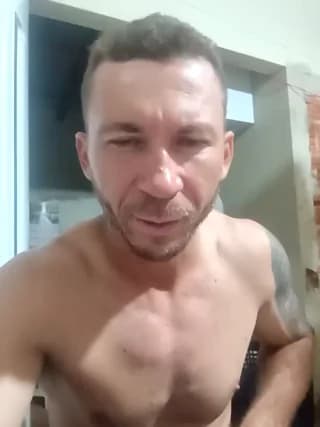 RobertoLuiz84 - stripchat