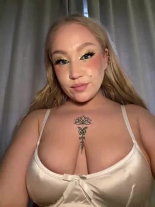 RollDolls - stripchat