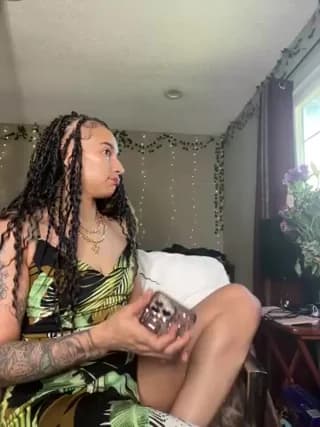 Shuggabutt - stripchat