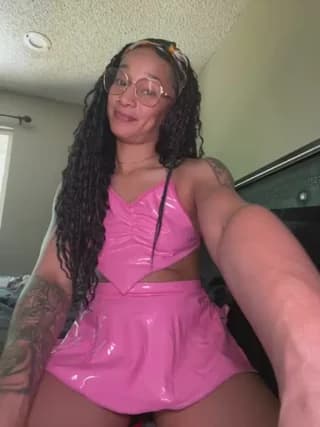 Shuggabutt - stripchat