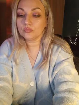 Tanysha-1 - bongacams