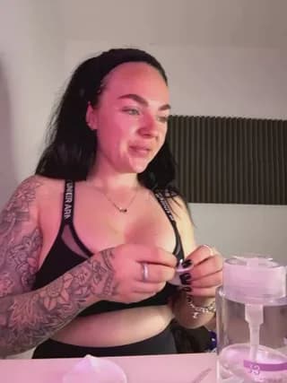 YorkshireGirly - stripchat