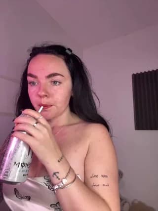 YorkshireGirly - stripchat