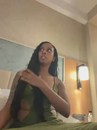 Your_Paris - stripchat