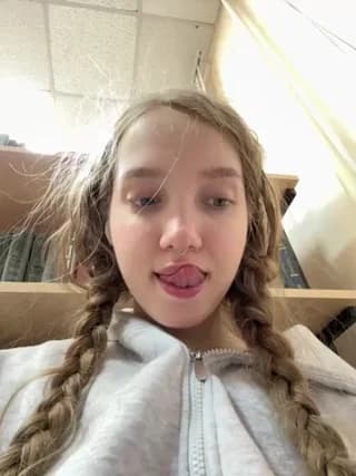 bambi_lu - stripchat