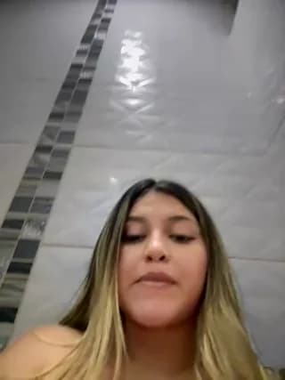 lunablossom_ - stripchat