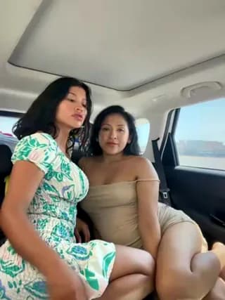 sexi_noemi - stripchat