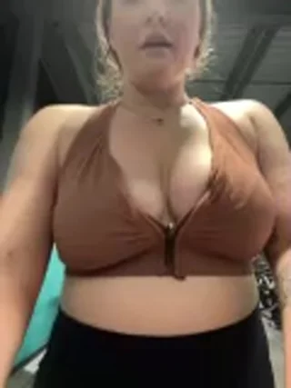 BustyBonnieUK - stripchat