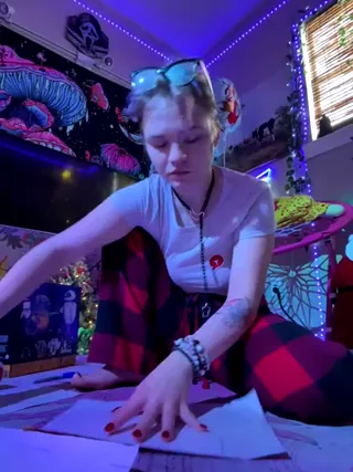 Cutiepiespanks - stripchat