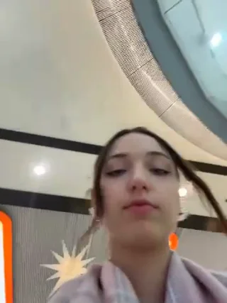 DollyTall - stripchat