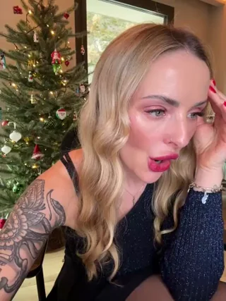 EmaSalis - stripchat