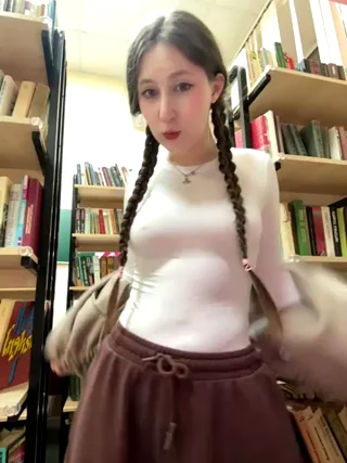 FroggyAnna - stripchat