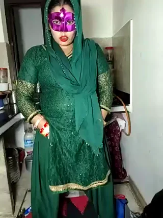 Heena-143 - stripchat