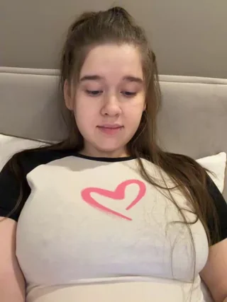 HornyGirlH - stripchat