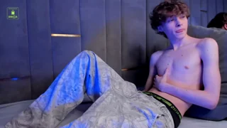 Kevin_Garsia - stripchat