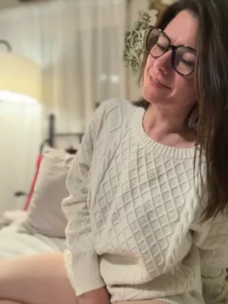 LadyLena1 - stripchat