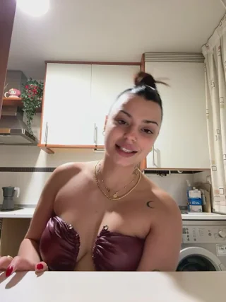 Noeliagglow - stripchat